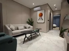 002 tara-JRE Jabal Al Lweibdeh with stunning view