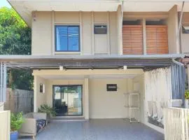 3bdr House in Bangtao with Private Garden, Pet Friendly