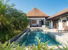 3BR Pool Green Park Villa near Rawai Beach โรงแรมในBan Saiyuan (1)