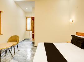 HOTEL GANGA SAFARI, hotel i Garhmuktesar