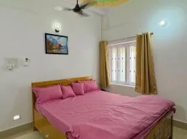 Luxury 4BHK Bunglow in Posh Colony -102