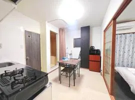 Kyobashi Station Walking Distance ,Direct Access to USJ, Kansai Airport, Kyoto, Nara ,Maximum 4 Guests