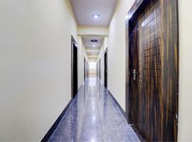 Hotel O The Park Ovo Hotal, hotel di Palwal