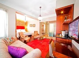 Azade Suites