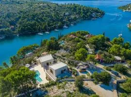 Luxury Villa Sea Angel Brac with Heated Pool
