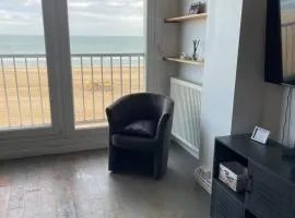 Appt 5 ème étage en duplex vue mer 6 personnes