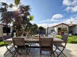 Royan - MAISON de plain-pied avec PISCINE - DETENTE, SOLEIL et CONFORT !