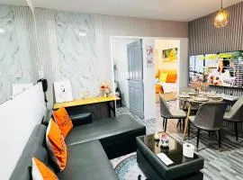 8 spatial condo near downtown, coffee shop, SNR, Sm, hospital, Schools 2b fully furnished