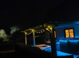 Domek z balią na Kaszubach w Pomysku Małym