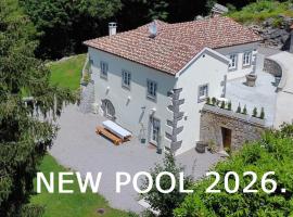 Villa Stancija Kavali stone house, Zvoneća-Opatija, Hotel in Opatija