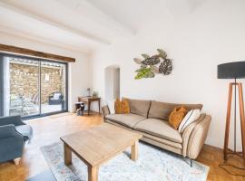 La Petite Provençale - Proche sentiers, hotel en Cornillon