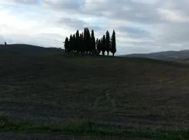 Passaggio in Val d' Orcia