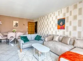 Le Bouquet Violet - Gare à 1 km