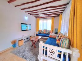 Elna's Haven Diani Palms - 5min walk to the beach, serene and culinary services, hotel u gradu Ukunda
