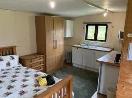 Vigo Retreat cabin 3