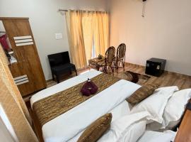 Viesnīca The Royal Pool Resort pilsētā Kappil