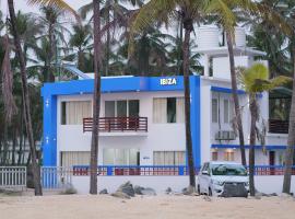 IBIZA - 4 Bedroom Villa, Hotel in Kannur