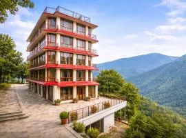 Mashobra Heights Hotel by Shalidrishya