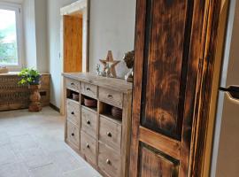 Alleghe Lodge, hotell i Masarè