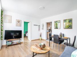 Magic Forest - Peaceful, Comfortable & Bright, Hotel in Mulhouse