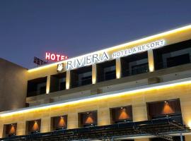 Riviera Hotel and Resort, hotel sa Choli