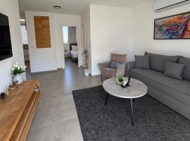 דירה בוטיק, hotell i Rishon LeẔiyyon