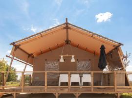Lodge Holidays - Glamping Heart of Nature, hotel a Ribnik