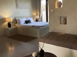 Palm Terrace Suites By Lumaya