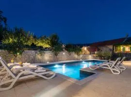 Villa Aurora: A Luxurious Stone Retreat in Dalmatia