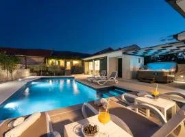 Villa Aurora: A Luxurious Stone Retreat in Dalmatia