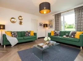 3BR Luxury Peebles Home - Free Parking - Near Glentress