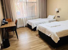 Cactus Hotel, Hotel in Nkunjila