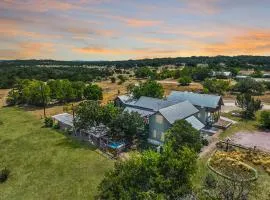 Swing On Inn- Suite Thyme