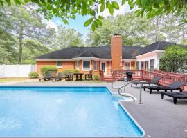 Market District Pool House, hotell i Statesboro