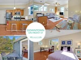 Condo Riviere Stay Downtown! Walk everywhere!