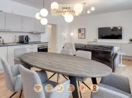 Sali Homes - Opera Loge 2BR Balcony