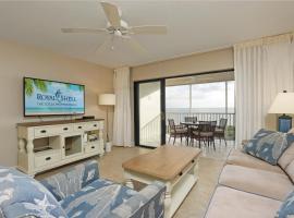 Escape to paradise at South Seas Bayside Villa 5320 on Captiva: Captiva şehrinde bir otel