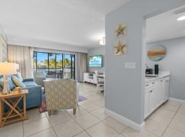 Escape to your island retreat at South Seas Villas 3219, Hotel in Captiva