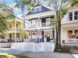 The Simmons House on 5th Ave