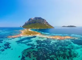 Costa Corallina Villa with direct beach access and stunning views