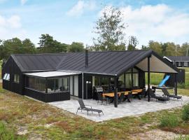 14 person holiday home in Læsø, hotell sihtkohas Læsø