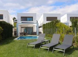 Villa Mare 2 - Sea View, Private Pool, 4 Bdrms