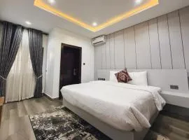Macdestly Apartments