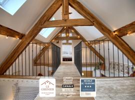 Gîte le Grenier GRAY, hotel a Gray