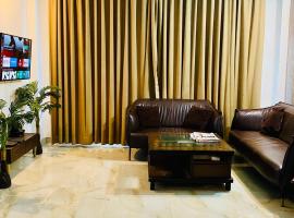 Rudra inn vrindavan 3bhk villa near all mandir, khách sạn ở Vrindāvan