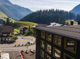 Berghotel Kleiner Biber, hotel v destinaci Warth am Arlberg
