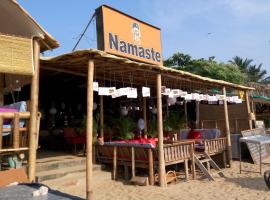 Namaste Beach Huts, luxury tent in Patnem