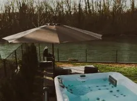 A frame CHILL House
