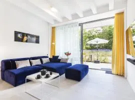 Haus Jasmund by Rujana