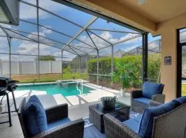 Chic 4BR,Heated Pool,Jacuzzi & Dining Oasis near Disney & Legoland